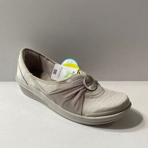 Bzees Women's Slip-On Loafer in Light Beige and Taupe